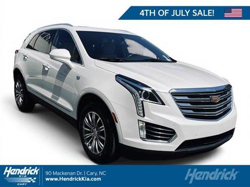 Crystal White Tri-Coat 2019 Cadillac XT5 Luxury