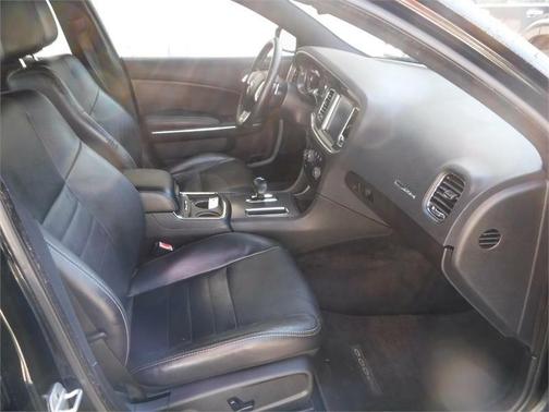 2012 Dodge Charger SXT