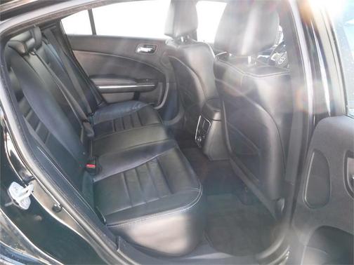 2012 Dodge Charger SXT