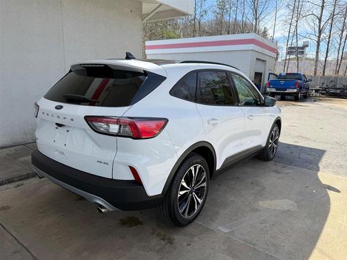 2021 Ford Escape SE