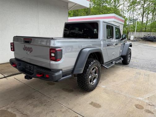 Silver 2020 Jeep Gladiator Rubicon