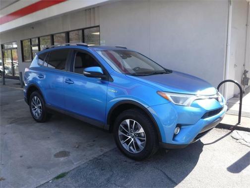 2017 Toyota RAV4 Hybrid XLE