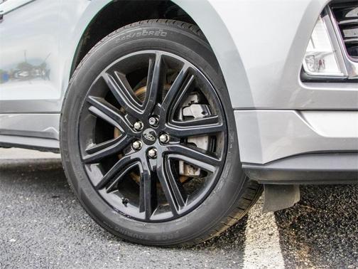 2022 Ford Edge ST Line