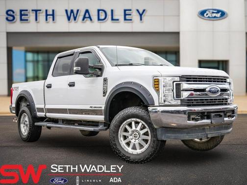 Oxford White 2018 Ford F-250 XLT