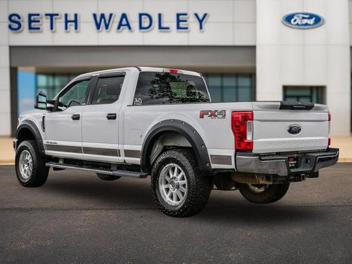 Oxford White 2018 Ford F-250 XLT