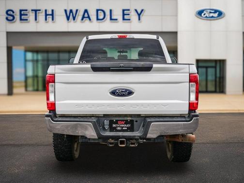 Oxford White 2018 Ford F-250 XLT
