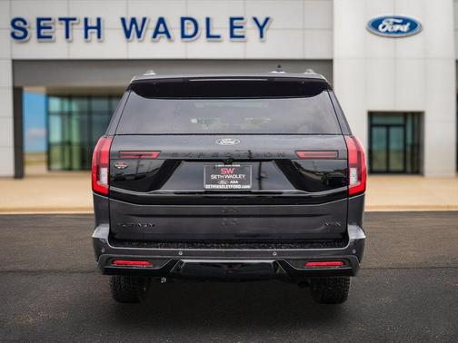 Dark Matter Gray Metallic 2025 Ford Expedition Max Platinum