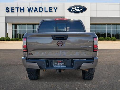2022 Nissan Frontier PRO-4X