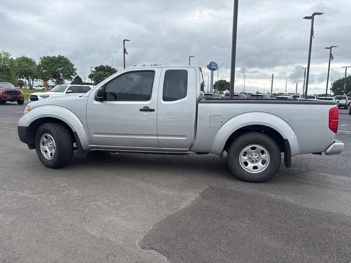 2021 Nissan Frontier S