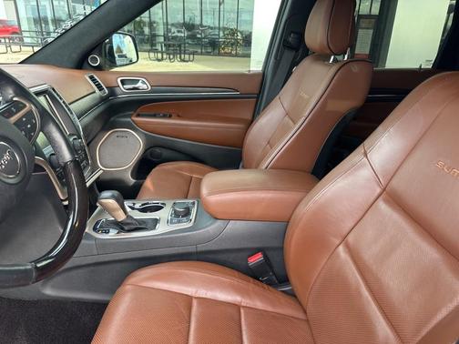 2017 Jeep Grand Cherokee Summit
