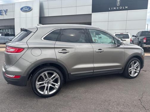 2017 Lincoln MKC Reserve