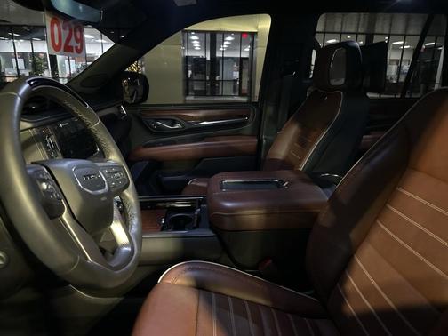 2024 GMC Yukon Denali Ultimate