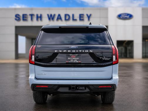 Gray Metallic 2026 Ford Expedition Active