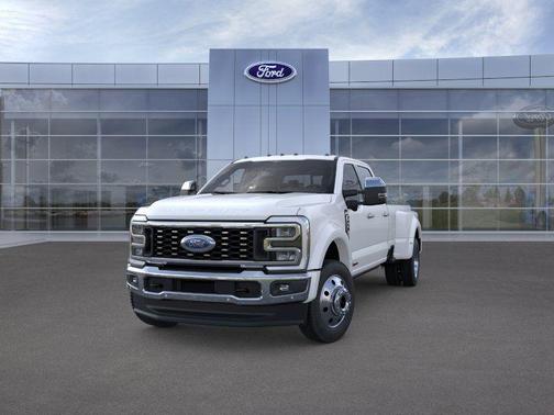White 2026 Ford F-450 King Ranch