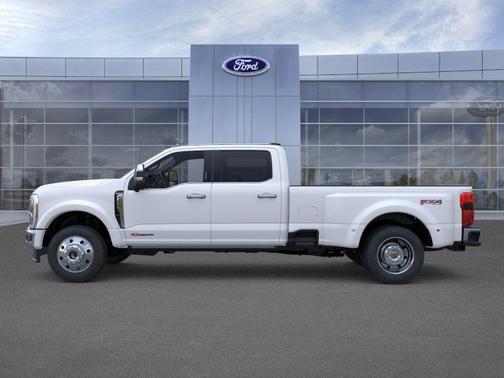 White 2026 Ford F-450 King Ranch