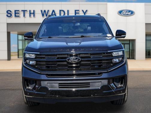 Agate Black Metallic 2025 Ford Expedition Max Platinum