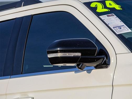 2024 Ford Expedition Timberline