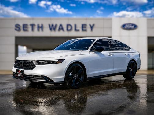 Platinum White Pearl 2025 Honda Accord Hybrid Sport-L