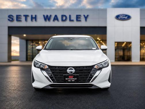 Cloud White 2025 Nissan Sentra SV