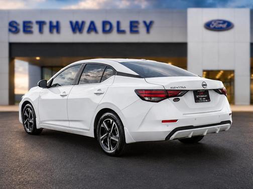 Cloud White 2025 Nissan Sentra SV