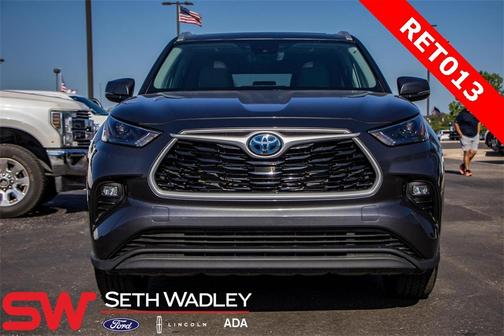 2023 Toyota Highlander Hybrid XLE