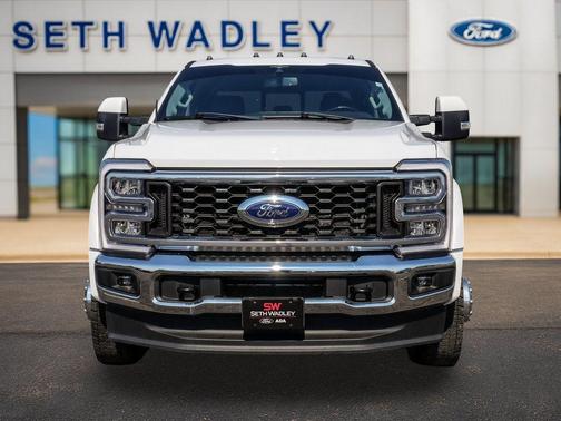 Oxford White 2023 Ford F-450 Lariat