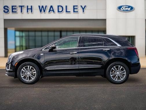 Stellar Black Metallic 2022 Cadillac XT5 Premium Luxury