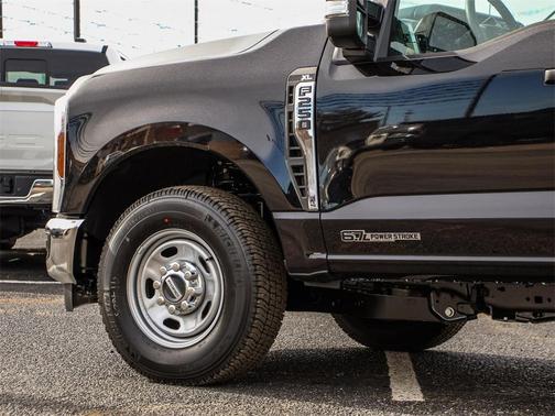 2025 Ford F-250 XL