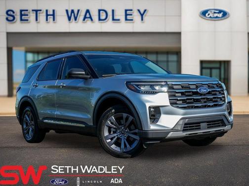 Iconic Silver Metallic 2025 Ford Explorer Active