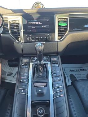 2018 Porsche Macan Base