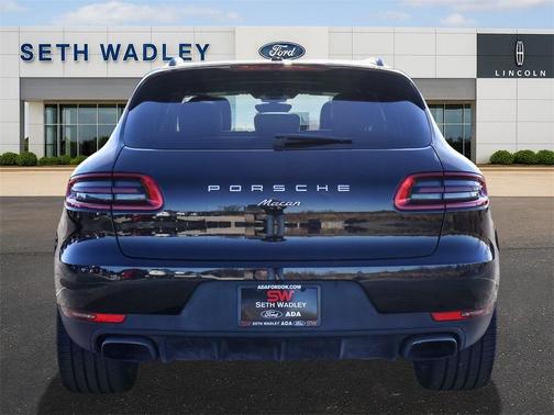 2018 Porsche Macan Base