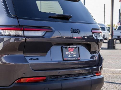 2024 Jeep Grand Cherokee L Laredo