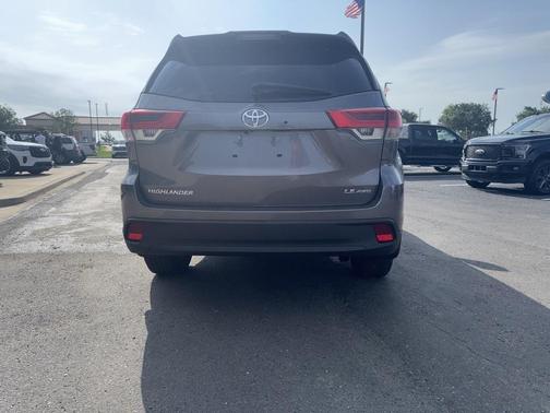 2019 Toyota Highlander LE Plus