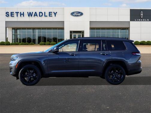 2021 Jeep Grand Cherokee L Laredo