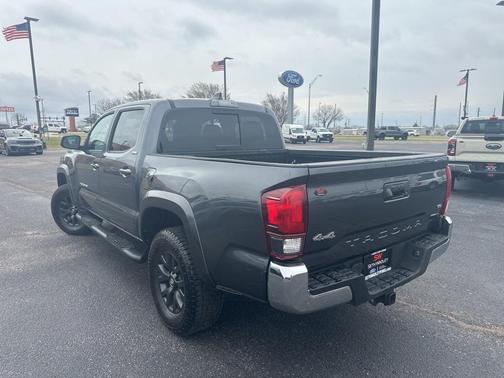 2022 Toyota Tacoma SR5