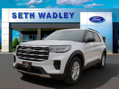 White Metallic 2026 Ford Explorer Active