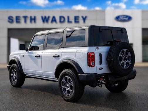 Oxford White 2026 Ford Bronco Big Bend