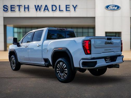 White Frost Tri-Coat 2025 GMC Sierra 3500 Denali Ultimate