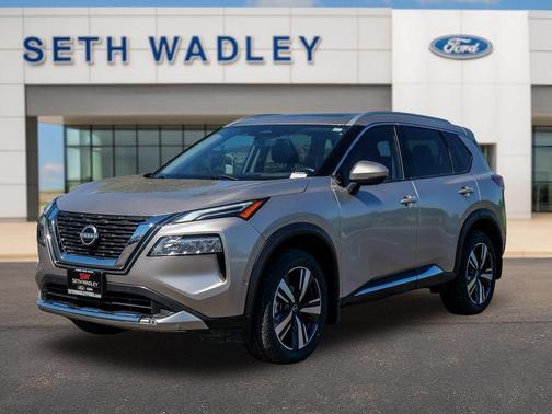 Champagne Silver 2023 Nissan Rogue Platinum