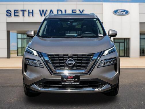 Champagne Silver 2023 Nissan Rogue Platinum