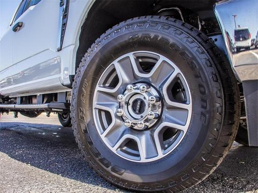 2025 Ford F-350 XLT