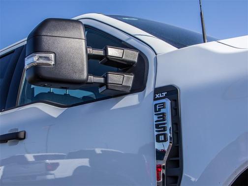 2025 Ford F-350 XLT