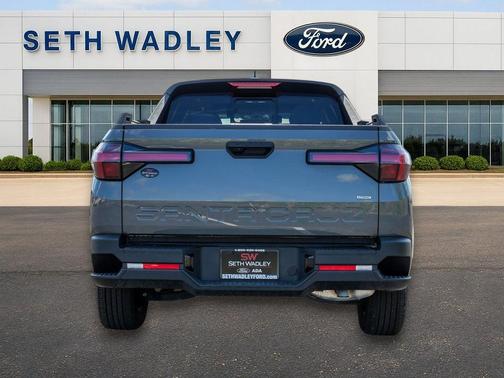 2025 Hyundai SANTA CRUZ SEL Activity