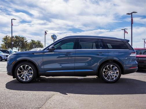 2025 Lincoln Aviator Premiere