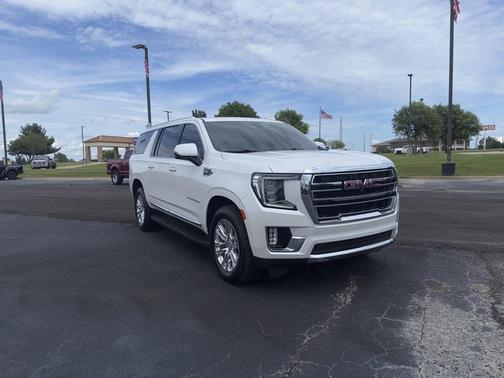 2022 GMC Yukon XL SLT
