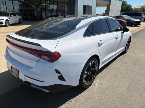 Glacial White Pearl 2023 Kia K5 GT-Line