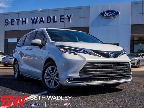 2024 Toyota Sienna Platinum 7 Passenger
