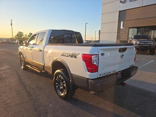 2017 Nissan Titan XD PRO-4X