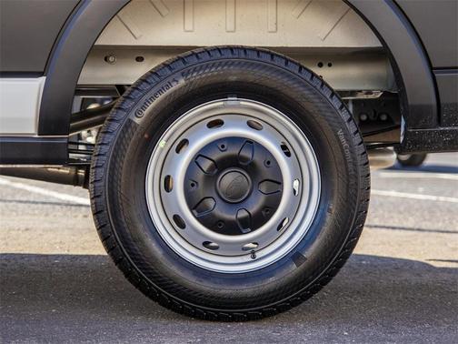 2026 Ford Transit-250 148 WB Medium Roof Cargo