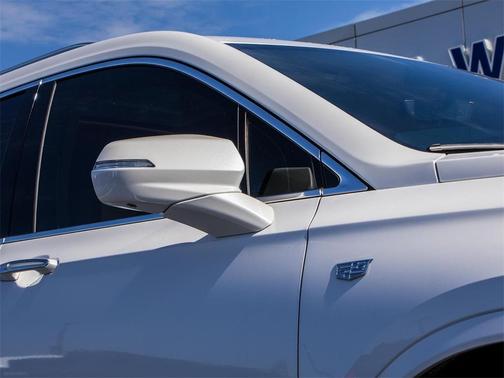 2022 Cadillac XT6 Premium Luxury FWD